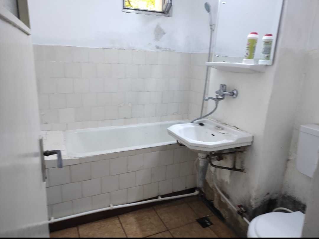 Închiriez apartament 2 camere în zona spitalul județean