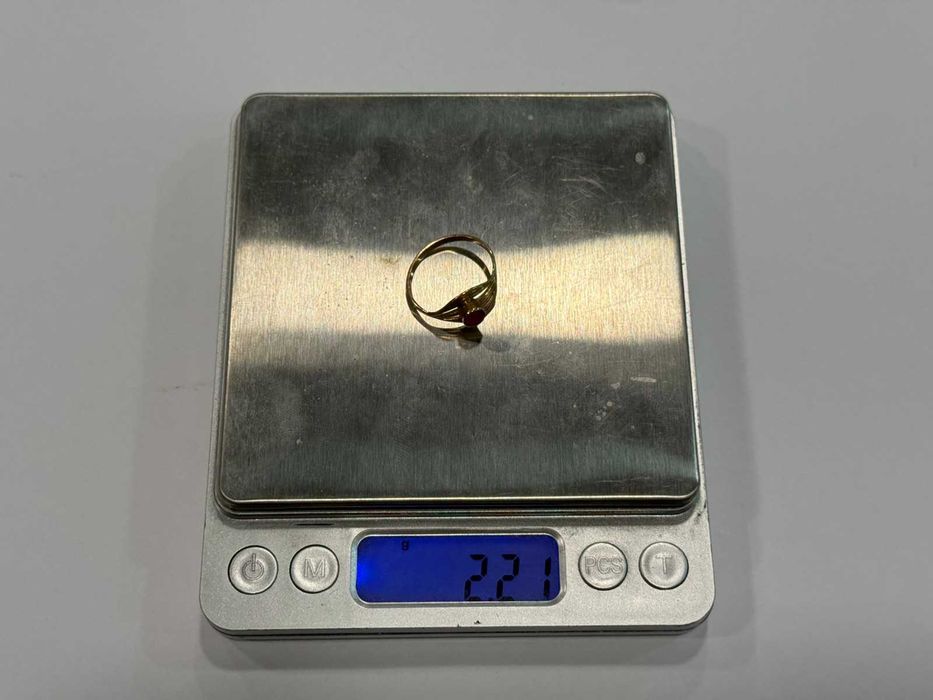 Елегантен дамски пръстен – 2.21 г