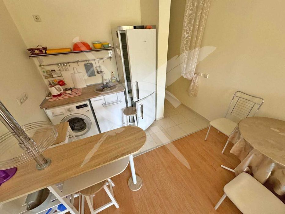 Продава се Двустаен апартамент в Свети Влас - 74 кв.м за 1055 €/кв.м - Снимка #2