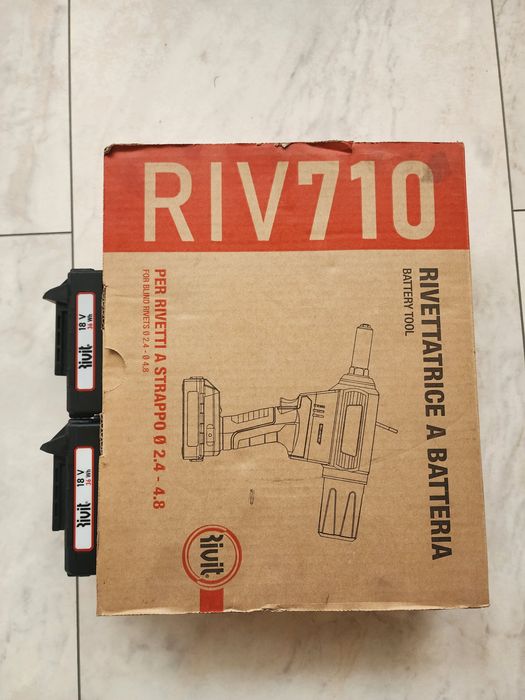 Vand placa suport prindere +doua lame cu lungimea de 1,20  cm