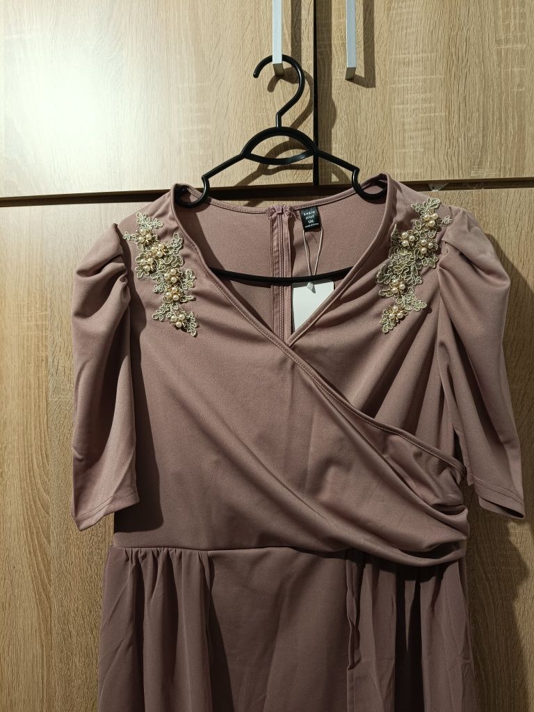 Rochie nouă,  1XL