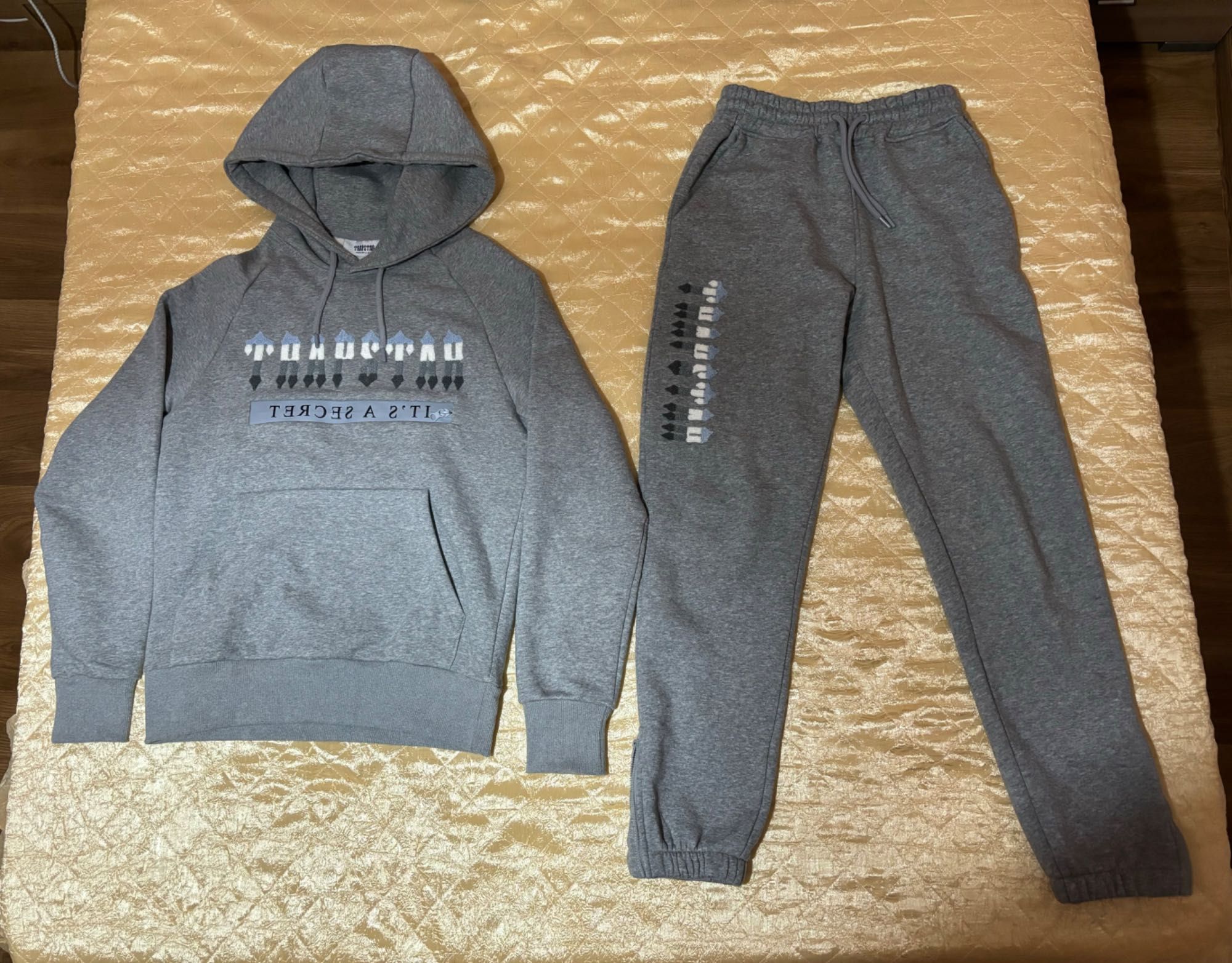 Trapstar Екип / Tracksuit размер S