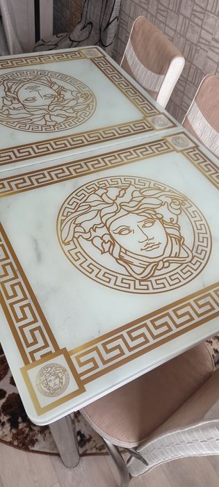 Продам стол со стульями Район 10 маг