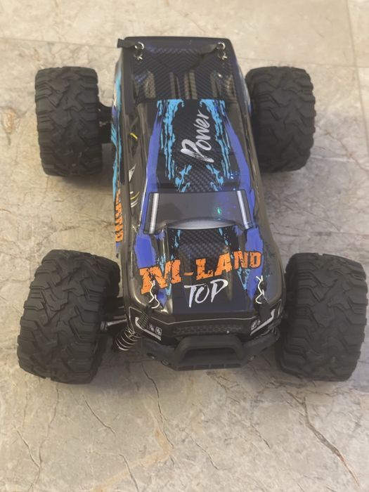 Masinuta cu telecomanda off-road de mare viteza
