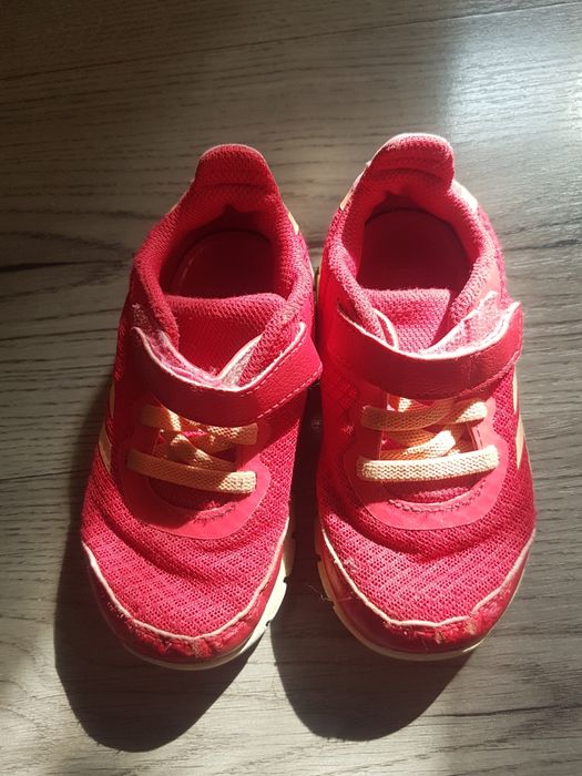 Маратонки Адидас 24н