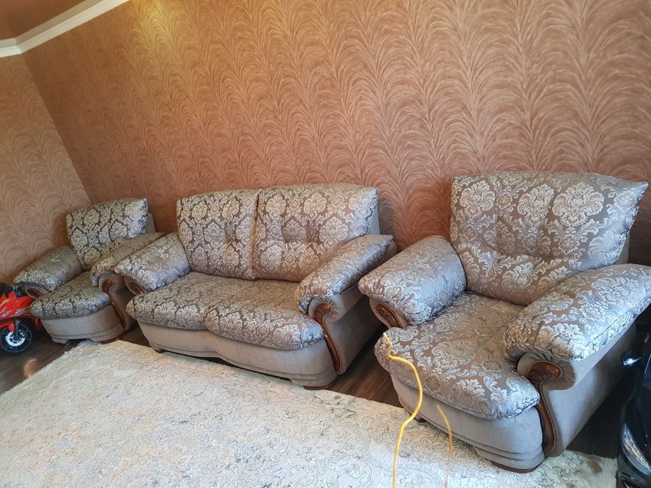 Мягкий уголок отдыха