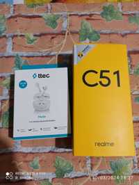 Realme C51 чисто нов със слушалки