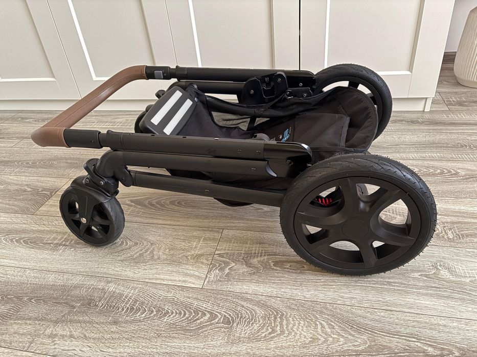 Carucior 3in1 JOIE A-Tour