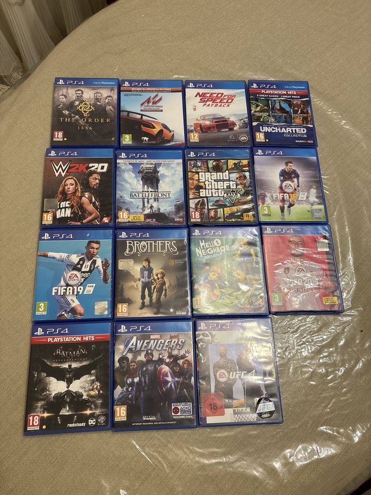 Продава се Игри за ps4