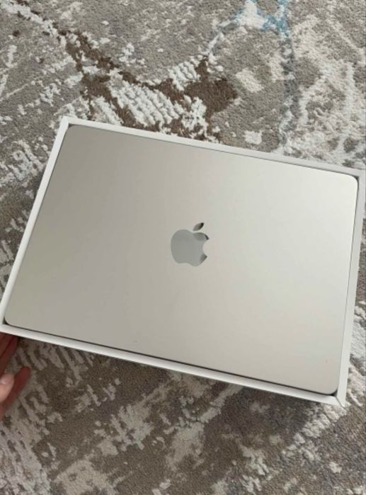macBook air 13 2024