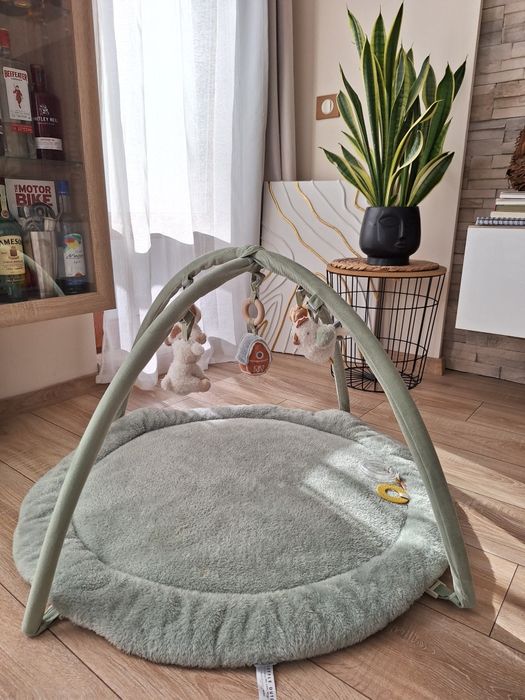 Little Dutch – Активна гимнастика

Продавам бебешки гимнастик L