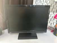 Monitor BENQ utilizat se vinde cu cablu de alimentare