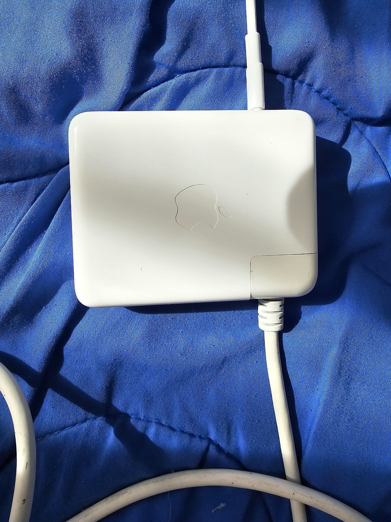 Incarcator Macbook Apple 140 w