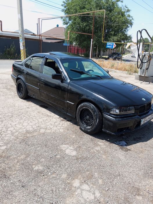 Продам BMW 316 срочно