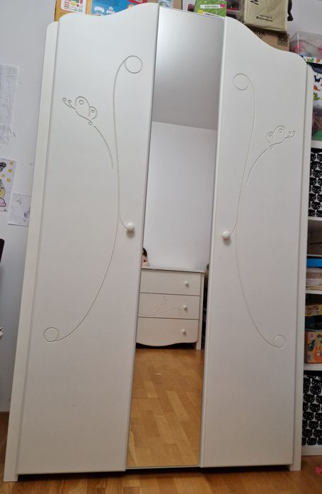 Dulap + comoda cu sertare copii