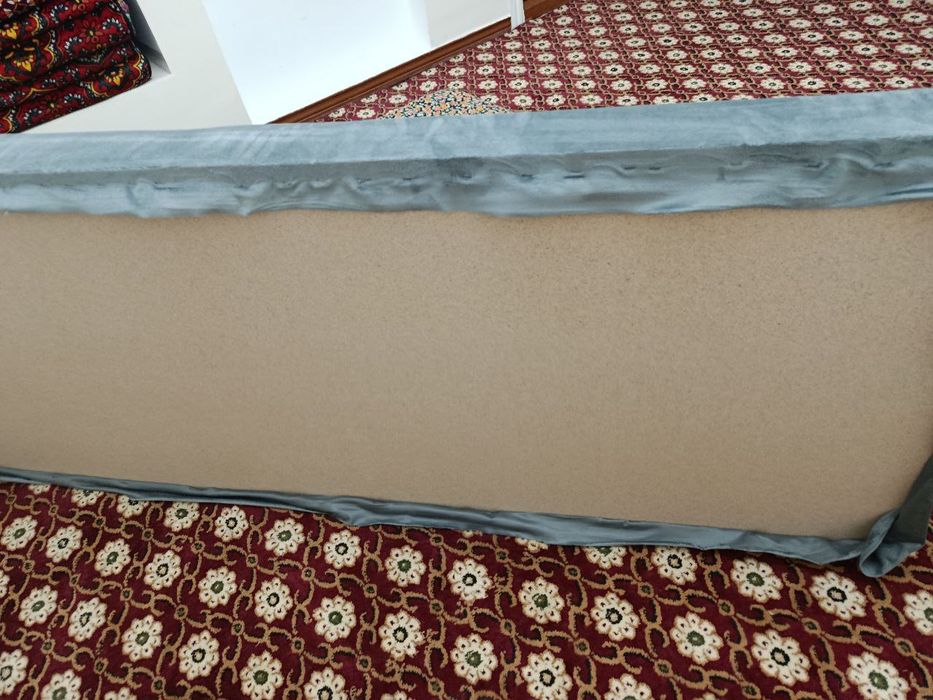 Спальный кровать