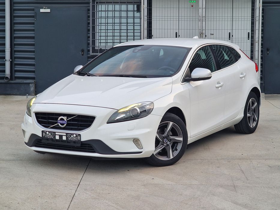 Volvo V40 R Disign 2015 - Diesel - Accept Schimb