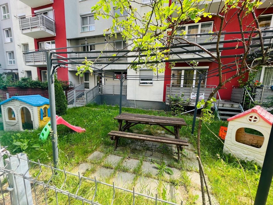 Vand garsionera de 37 mp cu gradinala parter  si parcare  avangarden3