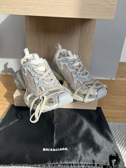 Balenciaga 3xl reflective