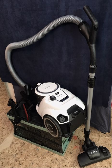 Прахосмукачка - Bosch BGS41K332 Series 6