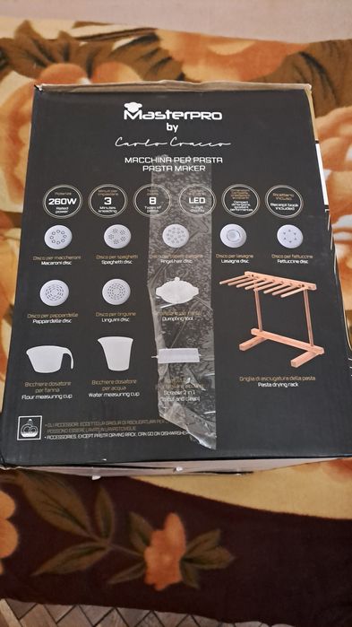 Професионална машина за паста