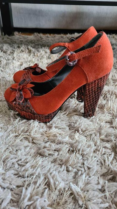 Pantofi piele întoarsă