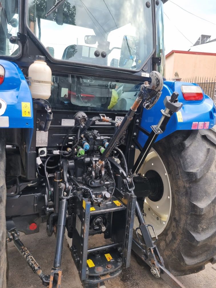 Tractor New holland t5.95