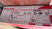 Set 2 discuri spate Brembo 08.A915.21 pt Fiat Tipo trimit in tara