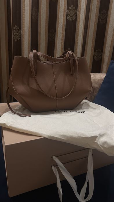 Продам новую сумку Polene