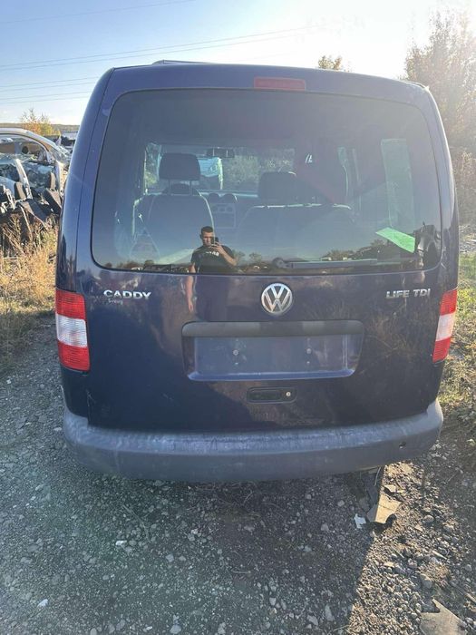 Фолксваген Кади 2007 година на части !