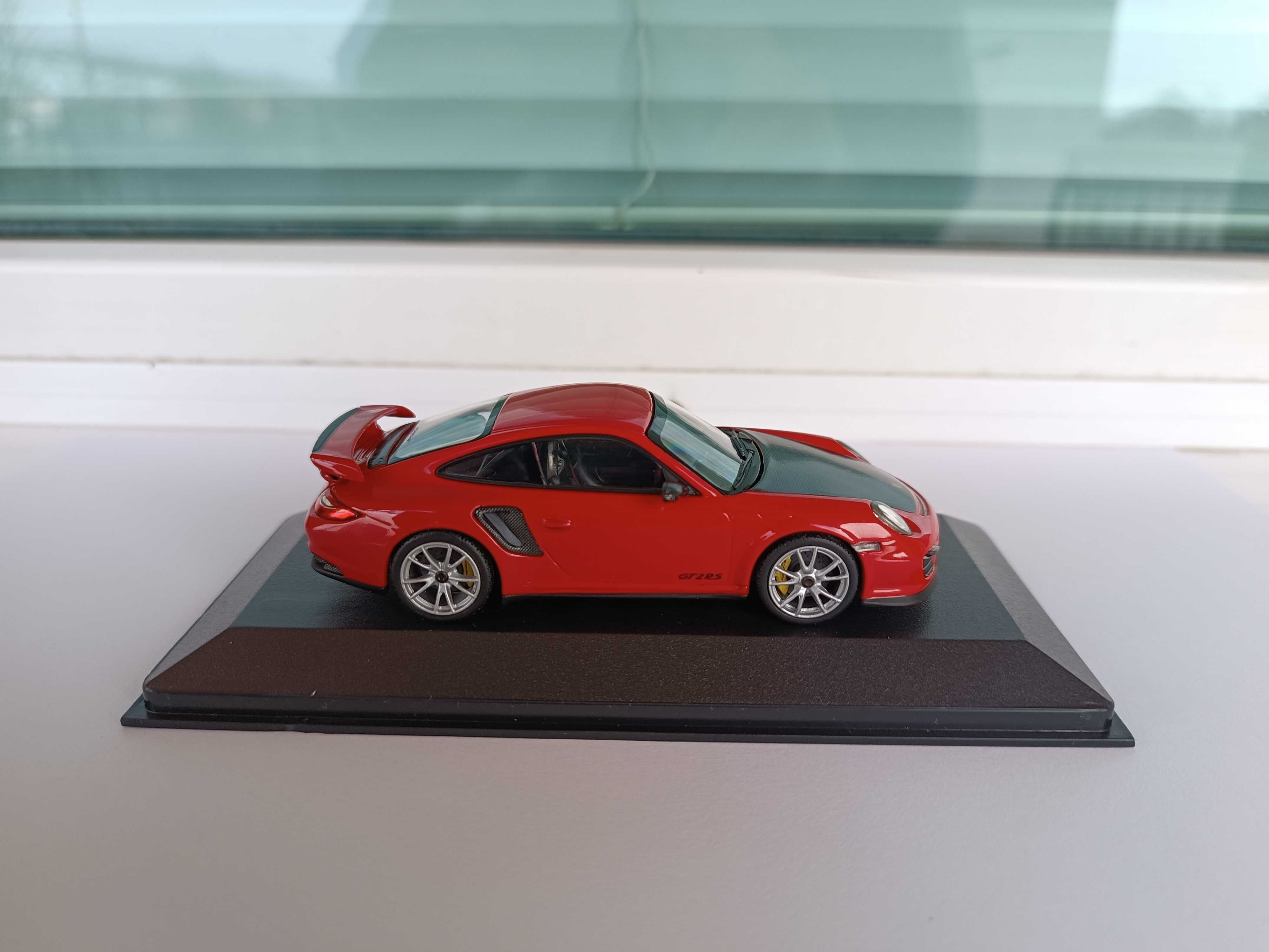 Колекционерски модел 1:43 Minichamps - Porsche 911 GT2RS