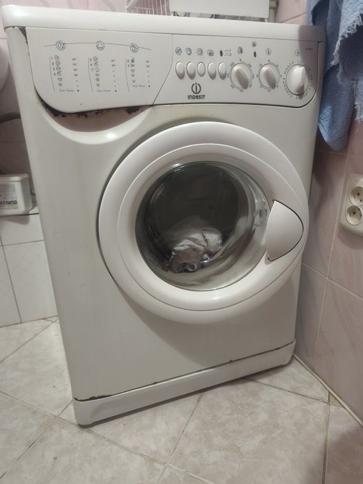 Стиральная машина Indesit