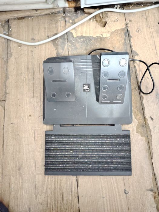 Vând volan super drive întroto stare foarte bună foarte puțin folosit