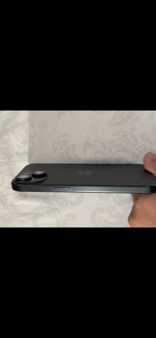 iphone 15 128gb..