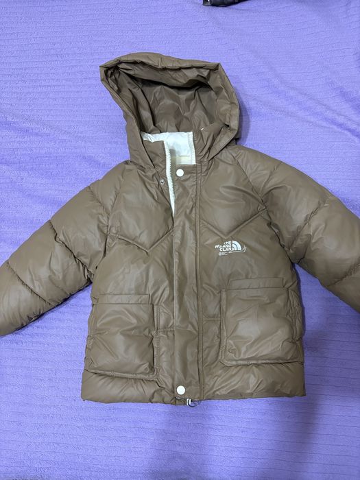 Зимняя куртка в идеальном состоянии