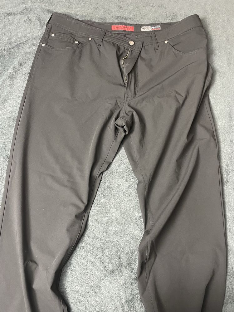 Pantaloni Pierre Cardin Negri