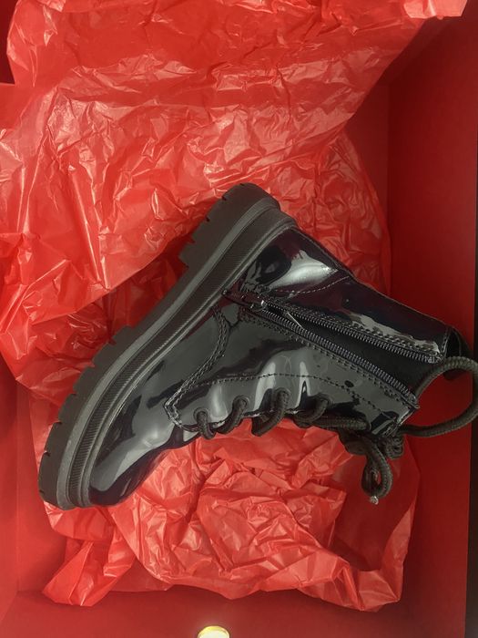 Ghete copii - 26 , 27 , 32 , 33