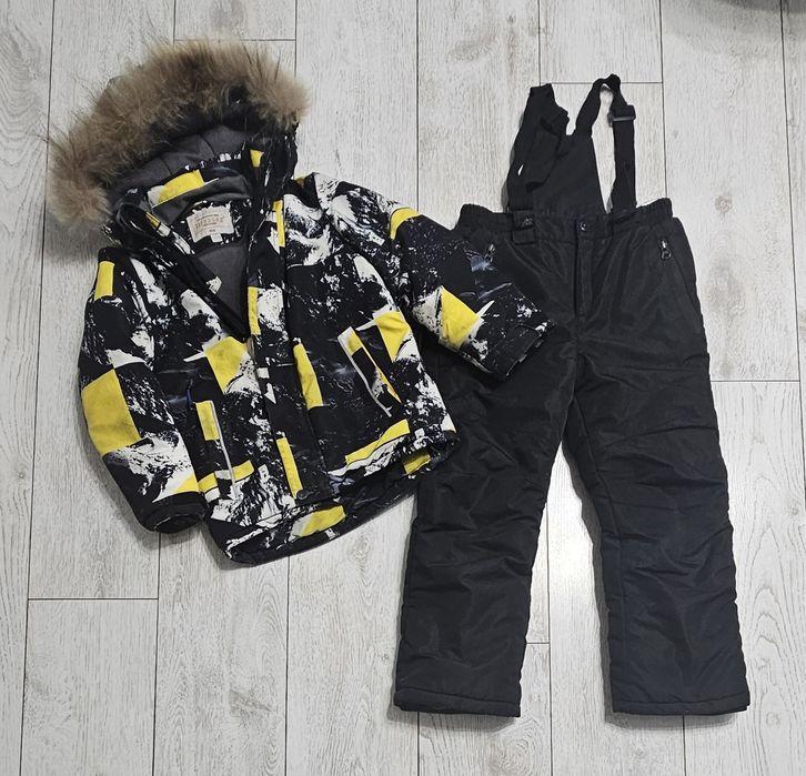 Продам зимний костюм