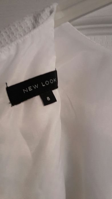 Елегантни дамски рокли