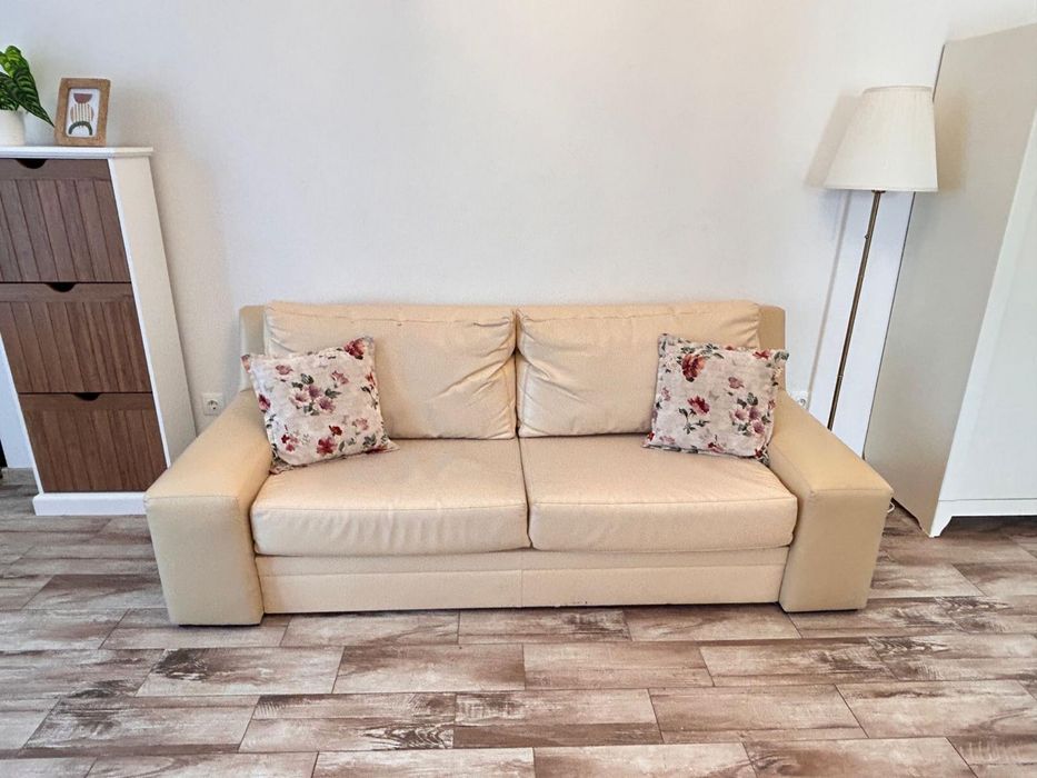 Usa pvc nuc 100/200 dreapta