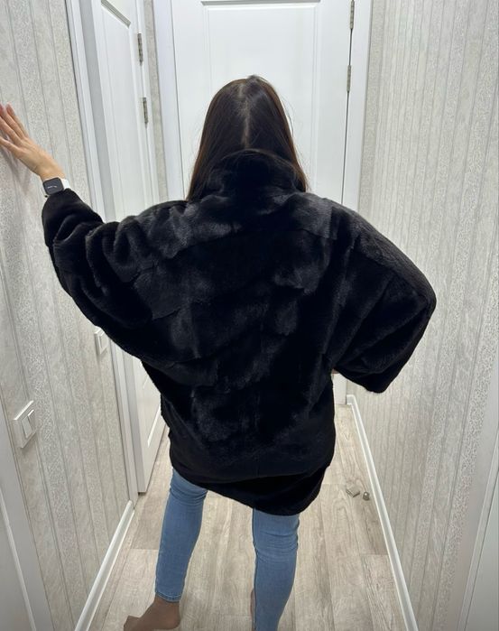 Продам шубы норковые.