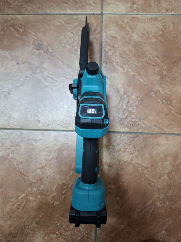 Minidrujba Ferăstrău electric 36V cu lama 20cm 8"" ungere lant automat