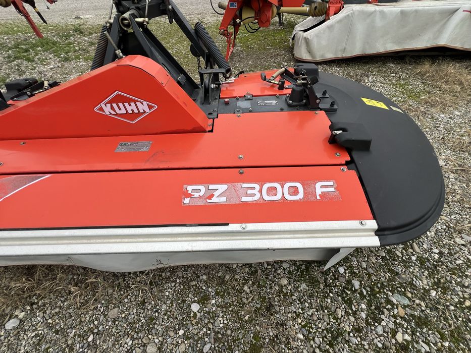 Kuhn PZ 300 F – 3 m – 2012 – Stare excelentă