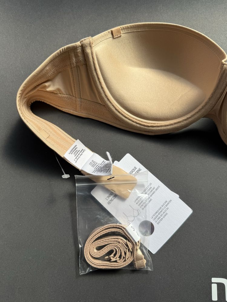 Сутиен тип балконет в телесен цвят Calvin Klein /70В/