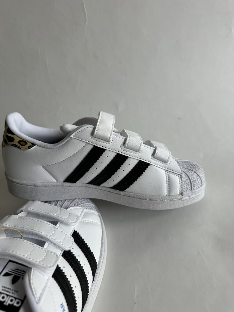 Adidas Superstar marimea 35 noi, originali