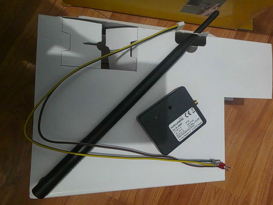 Telecomandă pentru ușă de garaj BC199 Schellenberg 60990