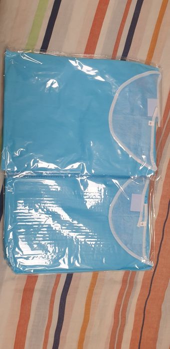 Halate medical izolativ pentru personal medical