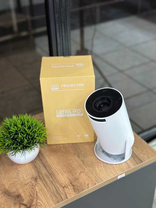 Абсолютно новый проектор Ultra HD Hight Dinamic Range