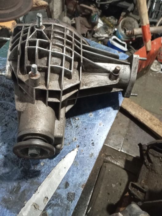 Продам редуктор переднего моста ваз2121