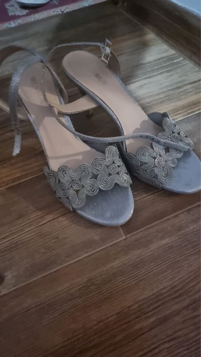 Босоношка 37 размера